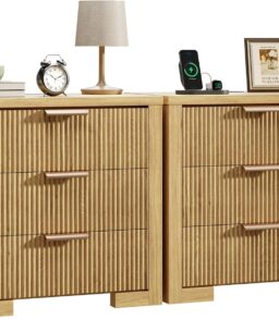 Fluted Nightstand Set Of 2 With Charging Station. 23.6 in. 3 Drawers. Natural Oak